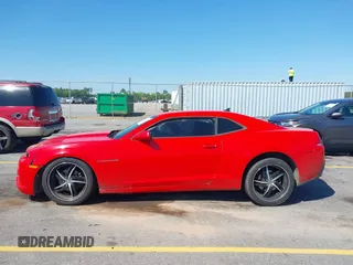 2014 Chevrolet Camaro LT z VIN 2G1FB1E33E9142247, wystawiony jako IAAI lot #42048227 z przebiegiem 195 227 mil mil oraz . Historia ofert i sprzedaży dostępna na DreamBid. Obrazek 14.