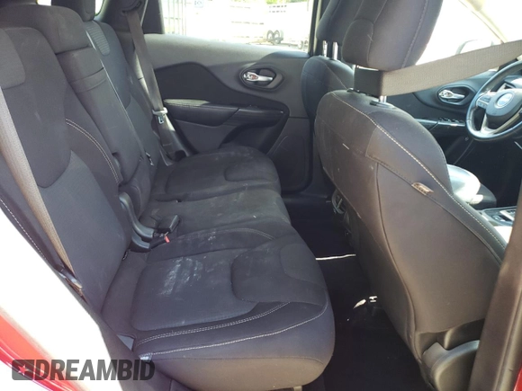 2015 Jeep Cherokee Latitude with VIN 1C4PJLCB9FW627800, listed as a Copart auction lot 56161195 with 213,821 mi miles and Clean Title. Bid and sale history available at DreamBid. Image 11.