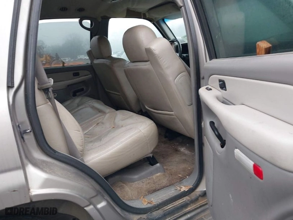 2001 GMC Yukon SLT with VIN 1GKEC13T31J110744, listed as a IAAI auction lot 41481084 with 1 mi miles. Bid and sale history available at carsss.com. Image 8.