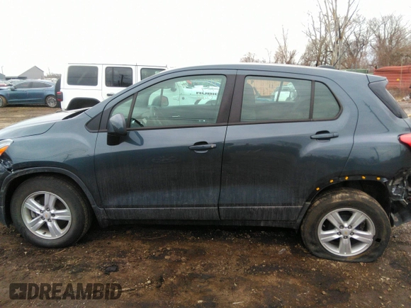 2021 Chevrolet Trax LS z VIN KL7CJKSB0MB322634, wystawiony jako IAAI lot #41705778 z przebiegiem 31 166 mil mil oraz . Historia ofert i sprzedaży dostępna na DreamBid. Obrazek 14.