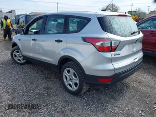 2017 Ford Escape S with VIN 1FMCU0F78HUB39105, listed as a IAAI auction lot 42119588 with 92,034 mi miles. Bid and sale history available at carsss.com. Image 3.