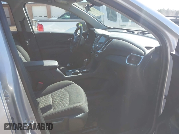 2019 Chevrolet Equinox LT with VIN 2GNAXUEV0K6285473, listed as a IAAI auction lot 41772103 with 59,268 mi miles and . Bid and sale history available at carsss.com. Image 5.