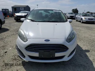 2018 Ford Fiesta SE z VIN 3FADP4BJ4JM133102, wystawiony jako Copart lot #54224805 z przebiegiem 124 307 mil mil oraz Szkoda całkowita • Salvage title. Historia ofert i sprzedaży dostępna na DreamBid. Obrazek 5.
