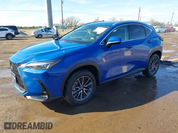 2025 Lexus NX 250 Premium z VIN 2T2GDCAZ4SC020337, wystawiony jako IAAI lot #41402339 z przebiegiem 7 657 mil mil oraz . Historia ofert i sprzedaży dostępna na DreamBid. Obrazek 18.
