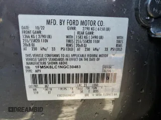 2022 Ford Explorer King Ranch z VIN 1FM5K8LC1NGC30483, wystawiony jako Copart lot #48477725 z przebiegiem 21 339 mil mil oraz Szkoda całkowita • Salvage title. Historia ofert i sprzedaży dostępna na DreamBid. Obrazek 14.