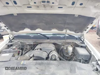 2009 Chevrolet Silverado 1500 with VIN 3GCEC33J79G169282, listed as a IAAI auction lot 41387505 with 243,182 mi miles and . Bid and sale history available at DreamBid. Image 10.