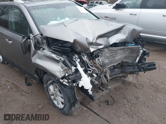 2014 Kia Sorento LX with VIN 5XYKTDA62EG470719, listed as a IAAI auction lot 41804962 with 108,838 mi miles and . Bid and sale history available at carsss.com. Image 6.