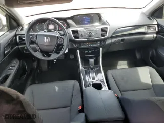 2017 Honda Accord Sedan LX with VIN 1HGCR2F38HA114318, listed as a Copart auction lot 52413145 with 95,867 mi miles and Salvage Title. Bid and sale history available at carsss.com. Image 8.