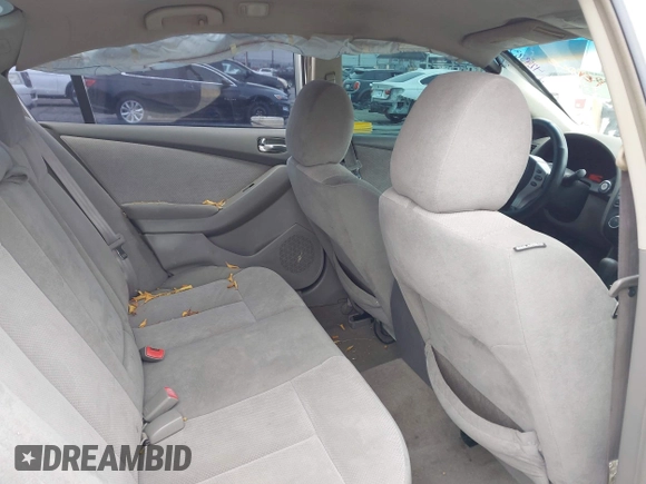 2009 Nissan Altima S z VIN 1N4AL21E89N488492, wystawiony jako IAAI lot #42438383 z przebiegiem 152 533 mil mil oraz . Historia ofert i sprzedaży dostępna na DreamBid. Obrazek 8.