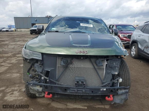 2019 Jeep Grand Cherokee Trailhawk with VIN 1C4RJFLG1KC695400, listed as a Copart auction lot 54046985 with 75,564 mi miles and Salvage Title. Bid and sale history available at carsss.com. Image 5.