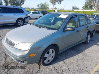2006 Ford Focus S with VIN 1FAFP34N66W109359, listed as a IAAI auction lot 41975720 with 229,870 mi miles and . Bid and sale history available at carsss.com. Image 17.