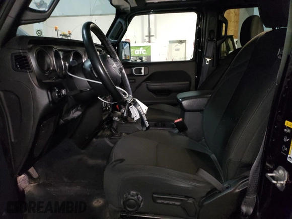 2022 Jeep Wrangler Unlimited Sport with VIN 1C4HJXDN1NW131568, listed as a Copart auction lot 46067685 with 45,609 mi miles and Clean Title. Bid and sale history available at DreamBid. Image 7.