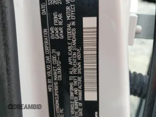 2018 Volvo S90 Momentum z VIN LVY982MK2JP016810, wystawiony jako Copart lot #49977074 z przebiegiem 67 685 mil mil oraz Szkody całkowita. Historia ofert i sprzedaży dostępna na DreamBid. Obrazek 13.