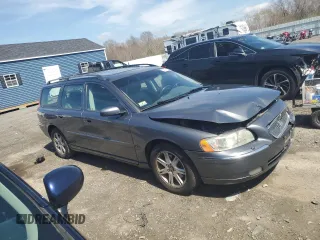 2005 Volvo V70 2.5L Turbo with VIN YV1SW592451510498, listed as a Copart auction lot 54067205 with 244,551 mi miles and Clean Title. Bid and sale history available at carsss.com. Image 4.