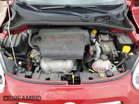 2016 FIAT 500X Lounge z VIN ZFBCFYDT5GP384439, wystawiony jako Copart lot #54545015 z przebiegiem 59 184 mil mil oraz Szkody całkowita. Historia ofert i sprzedaży dostępna na DreamBid. Obrazek 12.