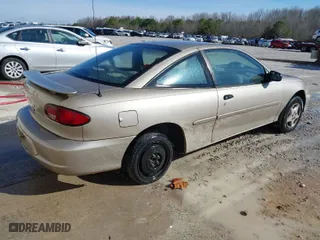 2002 Chevrolet Cavalier with VIN 1G1JC124327194771, listed as a IAAI auction lot 41601130 with 275,361 mi miles. Bid and sale history available at carsss.com. Image 4.