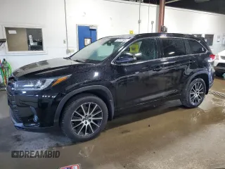 2017 Toyota Highlander XLE with VIN 5TDJZRFH9HS418707, listed as a Copart auction lot 62747345 with 160,033 mi miles and Salvage title. Bid and sale history available at DreamBid. Image 1.