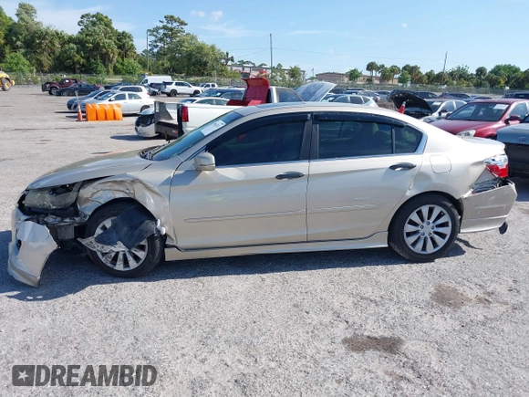 2014 Honda Accord EX-L with VIN 1HGCR2F82EA062207, listed as a IAAI auction lot 39063521 with 116,835 mi miles and . Bid and sale history available at carsss.com. Image 6.