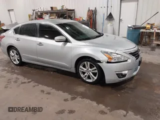 2013 Nissan Altima SV с VIN 1N4BL3AP4DN423742, выставлен на аукционе IAAI как лот 42310139 с пробегом 164 137 миль миль и . История ставок и продаж доступна на DreamBid. Изображение 1.