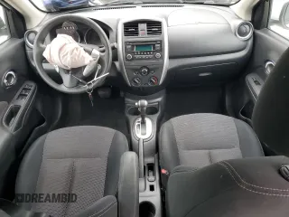 2015 Nissan Versa SV z VIN 3N1CN7AP0FL834609, wystawiony jako Copart lot #55359315 z przebiegiem 112 408 mil mil oraz Szkoda całkowita • Salvage title. Historia ofert i sprzedaży dostępna na DreamBid. Obrazek 8.