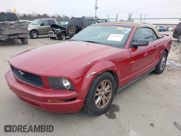 2008 Ford Mustang Deluxe with VIN 1ZVHT84N885204927, listed as a IAAI auction lot 41395944 with 144,892 mi miles and . Bid and sale history available at carsss.com. Image 2.