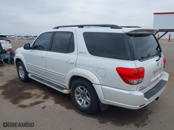 2006 Toyota Sequoia Limited with VIN 5TDBT48A16S258005, listed as a IAAI auction lot 42009303 with 219,977 mi miles. Bid and sale history available at carsss.com. Image 3.