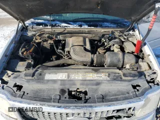 2000 Ford Expedition XLT with VIN 1FMRU1562YLB89741, listed as a Copart auction lot 45035205 with 264,627 mi miles and Salvage Title. Bid and sale history available at carsss.com. Image 13.