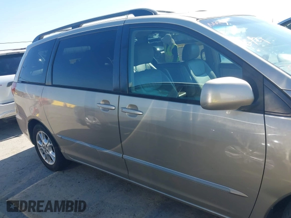2004 Toyota Sienna XLE z VIN 5TDZA22CX4S154046, wystawiony jako IAAI lot #42304071 z przebiegiem 142 751 mil mil oraz . Historia ofert i sprzedaży dostępna na DreamBid. Obrazek 14.