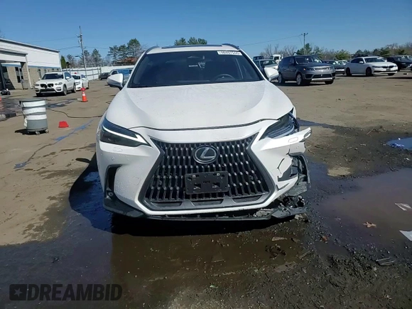 2024 Lexus NX 450h+ Luxury z VIN JTJHKCFZ0R2040386, wystawiony jako Copart lot #50497555 z przebiegiem 18 410 mil mil oraz Szkoda całkowita • Salvage title. Historia ofert i sprzedaży dostępna na DreamBid. Obrazek 14.