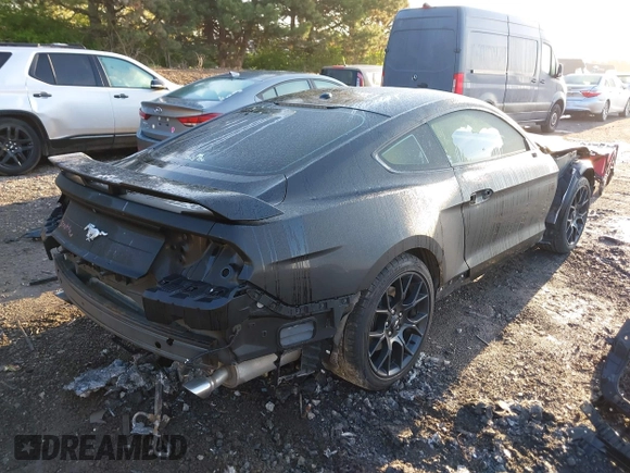2019 Ford Mustang EcoBoost z VIN 1FA6P8TH7K5180949, wystawiony jako IAAI lot #42093614 z przebiegiem 82 936 mil mil oraz . Historia ofert i sprzedaży dostępna na DreamBid. Obrazek 4.