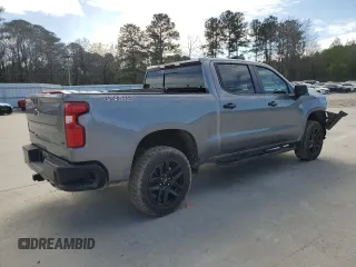 2022 Chevrolet Silverado 1500 LT Trail Boss with VIN 3GCPYFED0NG158041, listed as a Copart auction lot 47993055 with 61,814 mi miles and Clean Title. Bid and sale history available at DreamBid. Image 3.