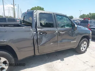 2020 Ram 1500 Big Horn с VIN 1C6RREBT2LN311820, выставлен на аукционе IAAI как лот 42372941 с пробегом 26 049 миль миль и . История ставок и продаж доступна на DreamBid. Изображение 6.