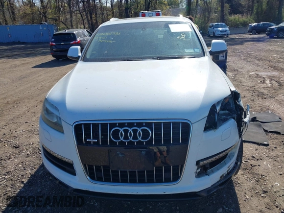2013 Audi Q7 Premium Plus z VIN WA1LGAFE7DD000118, wystawiony jako IAAI lot #42061733 z przebiegiem 126 673 mil mil oraz . Historia ofert i sprzedaży dostępna na DreamBid. Obrazek 12.