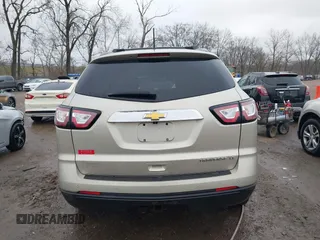 2015 Chevrolet Traverse LT with VIN 1GNKRGKDXFJ241842, listed as a IAAI auction lot 41009812 with 149,158 mi miles. Bid and sale history available at carsss.com. Image 16.