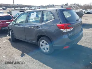 2022 Subaru Forester z VIN JF2SKAAC9NH410405, wystawiony jako IAAI lot #41636802 z przebiegiem 87 056 mil mil oraz . Historia ofert i sprzedaży dostępna na DreamBid. Obrazek 3.