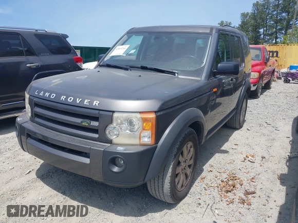 2005 Land Rover LR3 SE with VIN SALAD25495A331430, listed as a IAAI auction lot 42069244 with 188,299 mi miles and . Bid and sale history available at DreamBid. Image 2.