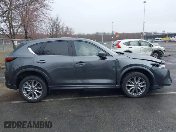 2024 Mazda CX-5 2.5 S Premium Package with VIN JM3KFBDM8R0351341, listed as a IAAI auction lot 41844850 with 17,082 mi miles. Bid and sale history available at carsss.com. Image 12.