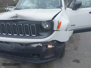 2018 Jeep Renegade Sport with VIN ZACCJBAB1JPH94427, listed as a IAAI auction lot 41900517 with 37,968 mi miles. Bid and sale history available at carsss.com. Image 6.