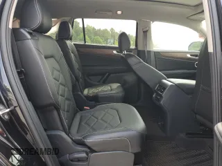 2024 Volkswagen Atlas SE with VIN 1V2JR2CA7RC500676, listed as a Copart auction lot 54150255 with 36,551 mi miles and Salvage title. Bid and sale history available at DreamBid. Image 11.