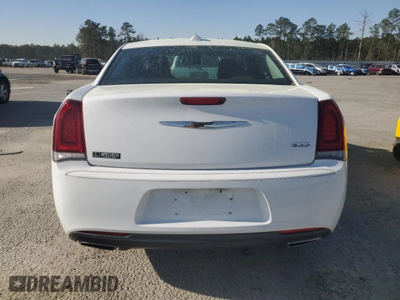 2018 Chrysler 300 Touring with VIN 2C3CCAAG8JH264400, listed as a Copart auction lot 48004555 with 93,841 mi miles and Salvage Title. Bid and sale history available at carsss.com. Image 6.