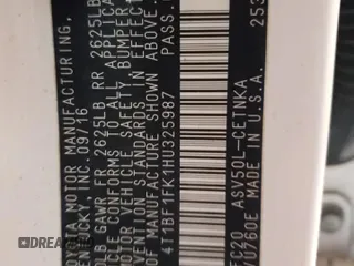 2017 Toyota Camry XLE z VIN 4T1BF1FK1HU325987, wystawiony jako Copart lot #87043914 z przebiegiem 107 307 mil mil oraz Szkoda całkowita • Salvage title. Historia ofert i sprzedaży dostępna na DreamBid. Obrazek 12.