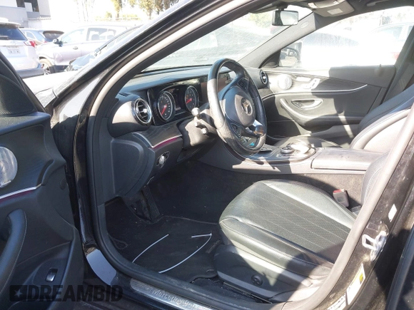 2018 Mercedes-Benz E 300 with VIN WDDZF4JB9JA481624, listed as a IAAI auction lot 41896382 with 96,246 mi miles and . Bid and sale history available at DreamBid. Image 18.
