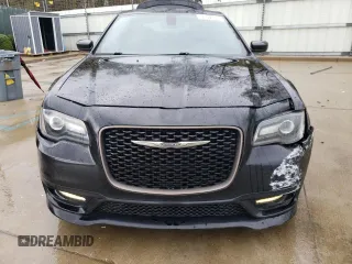 2017 Chrysler 300 S Alloy Edition with VIN 2C3CCABG9HH664734, listed as a Copart auction lot 51011335 with 167,175 mi miles and Clean Title. Bid and sale history available at DreamBid. Image 5.