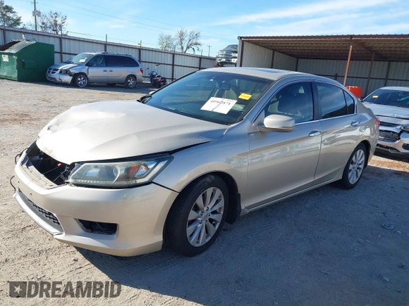 2013 Honda Accord Sdn EX-L with VIN 1HGCR2F88DA143534, listed as a IAAI auction lot 40962871 with 226,188 mi miles. Bid and sale history available at carsss.com. Image 2.