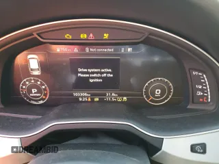 2019 Audi Q7 Prestige with VIN WA1VAAF75KD011398, listed as a Copart auction lot 49524945 with 103,306 mi miles and Salvage Title. Bid and sale history available at carsss.com. Image 9.