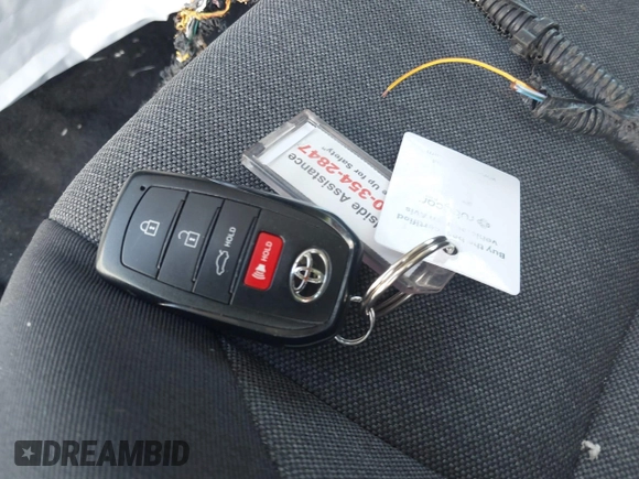 2025 Toyota Camry LE with VIN 4T1DAACKXSU522692, listed as a IAAI auction lot 41986703 with 7,814 mi miles and . Bid and sale history available at DreamBid. Image 11.