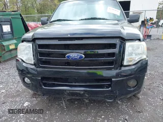 2007 Ford Expedition Max Limited z VIN 1FMFK205X7LA38383, wystawiony jako IAAI lot #42205021 z przebiegiem 128 885 mil mil oraz . Historia ofert i sprzedaży dostępna na DreamBid. Obrazek 6.