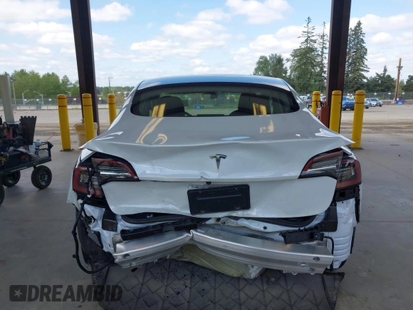 2023 Tesla Model 3 с VIN 5YJ3E1EA6PF472978, выставлен на аукционе IAAI как лот 42163124 с пробегом 16 017 миль миль и . История ставок и продаж доступна на DreamBid. Изображение 16.
