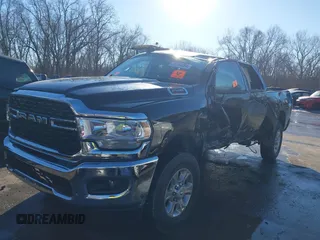 2023 Ram 2500 Big Horn with VIN 3C6UR5DJ5PG592872, listed as a IAAI auction lot 41289058 with 38,000 mi miles. Bid and sale history available at carsss.com. Image 6.