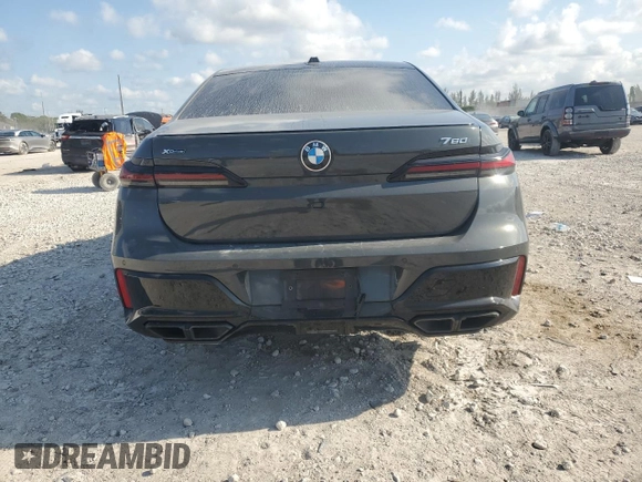 2023 BMW 7 Series 760i xDrive with VIN WBA33EJ09PCM54270, listed as a Copart auction lot 56201195 with 39,708 mi miles and Salvage title. Bid and sale history available at DreamBid. Image 6.